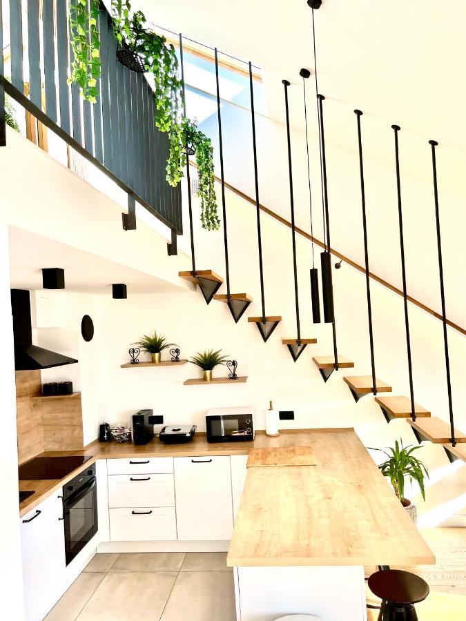 Aria & Apartment *