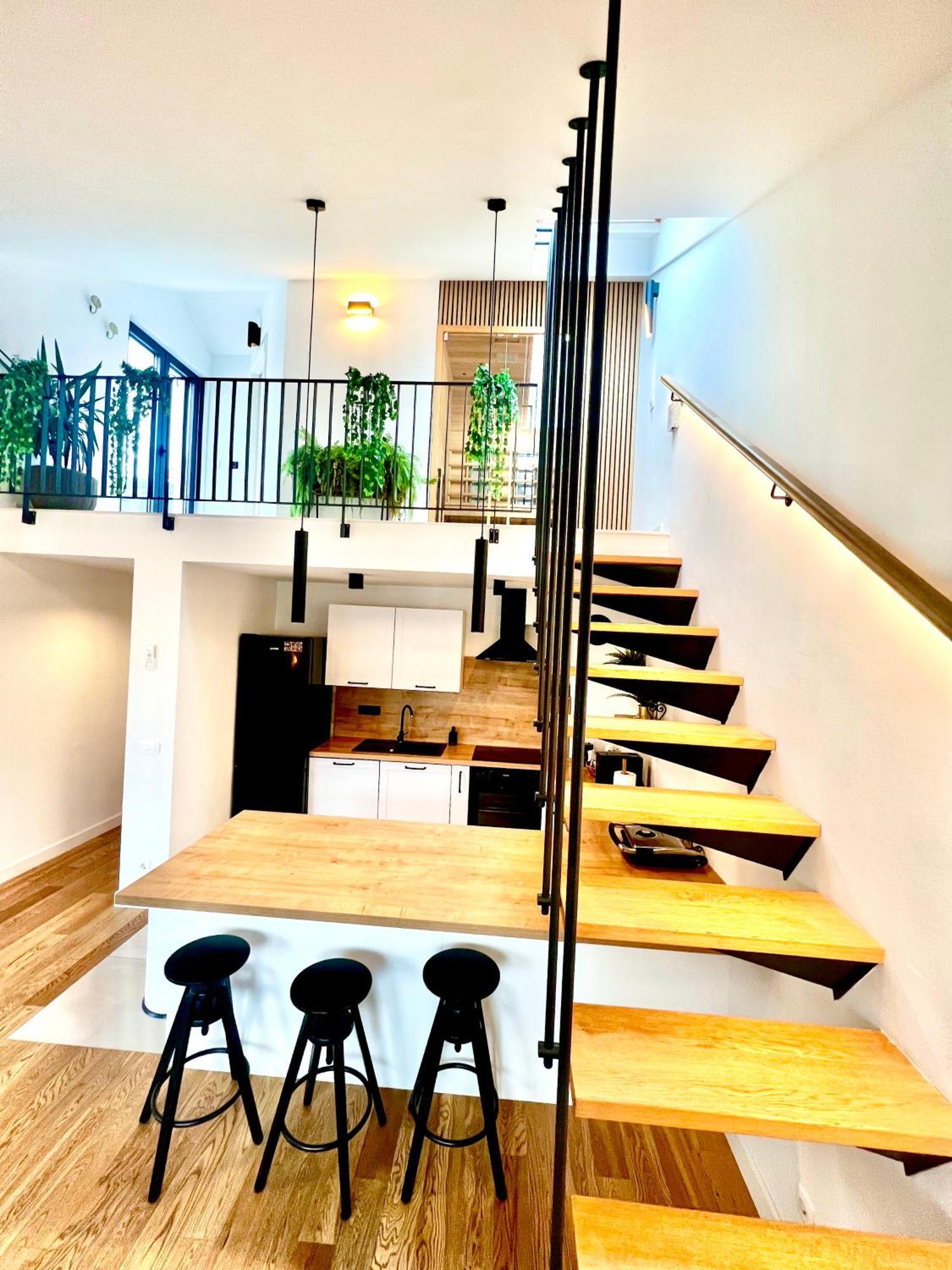 Apartment Aria & *