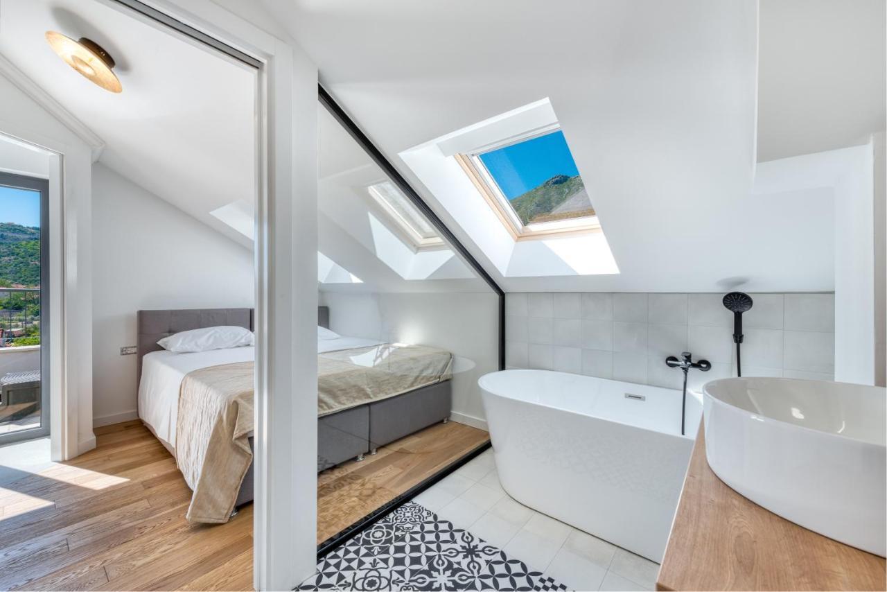 Apartmán Aria & *
